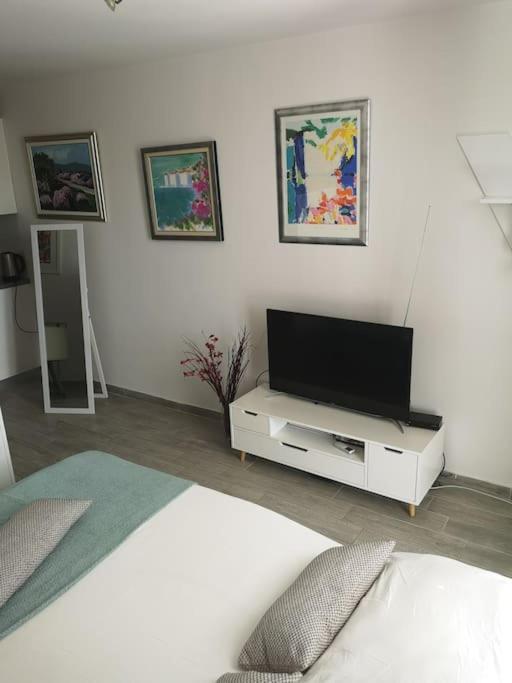 Studio Apartment Ivana - New Sweet Apartment Ντουμπρόβνικ Εξωτερικό φωτογραφία